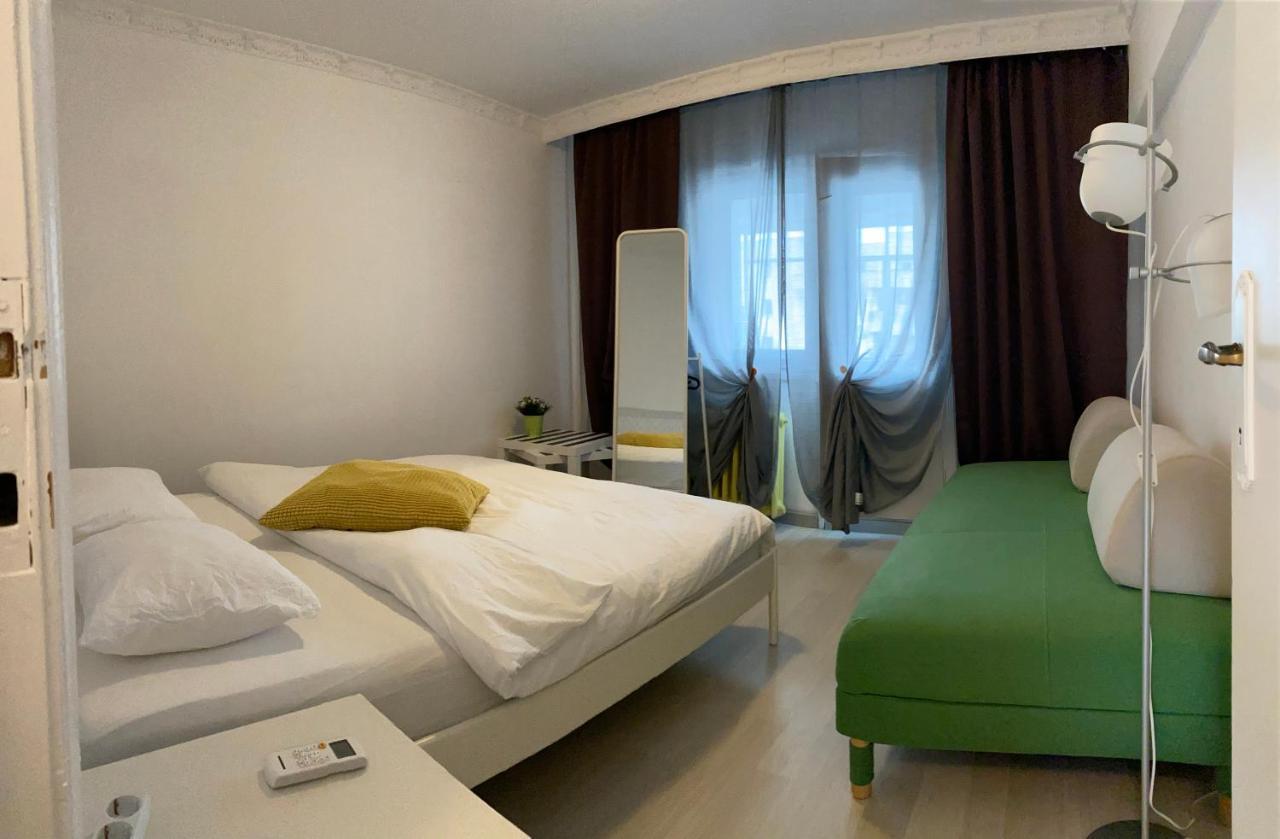 Green Apartment 41 Bucharest Exterior photo